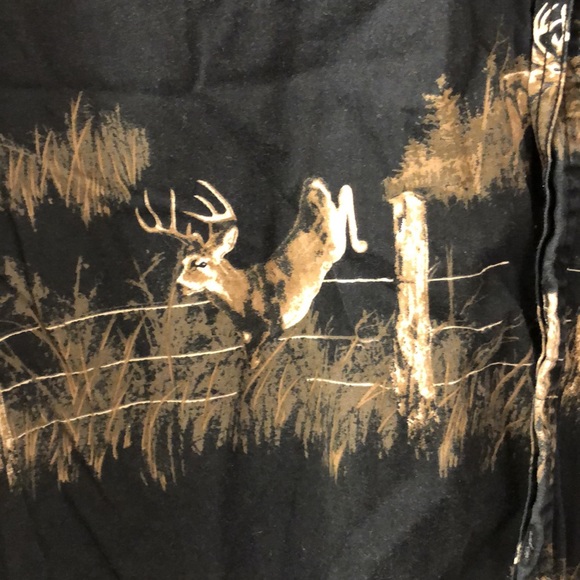 EUC Rugged Earth Men’s button down size large. - Picture 2 of 5